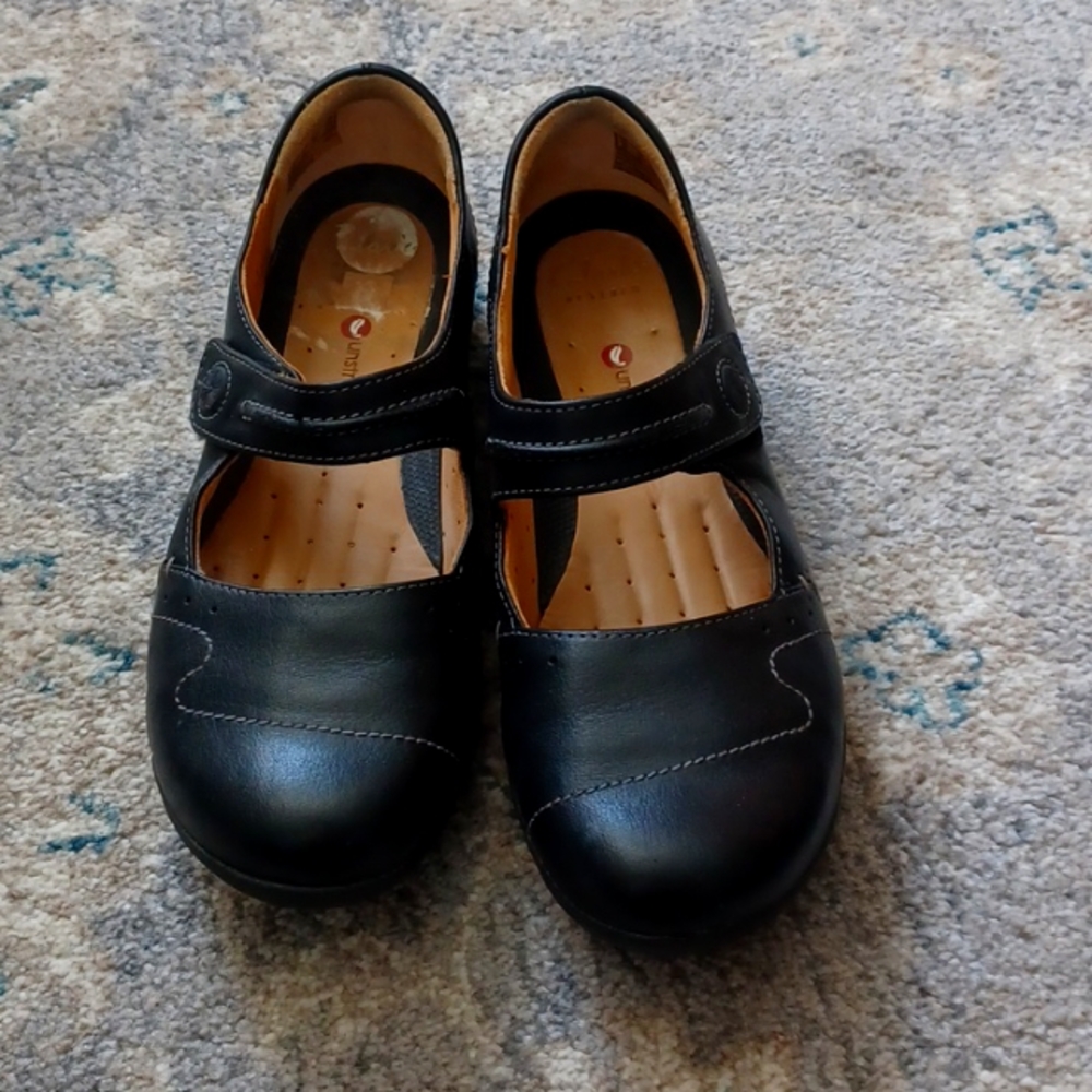 Clark's size 7 Mary Jane